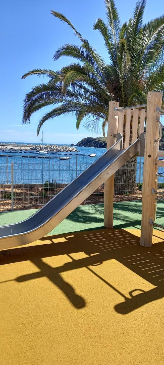Appart F3 A 150 M De La Plage Avec Parking Prive Cerbère Zewnętrze zdjęcie